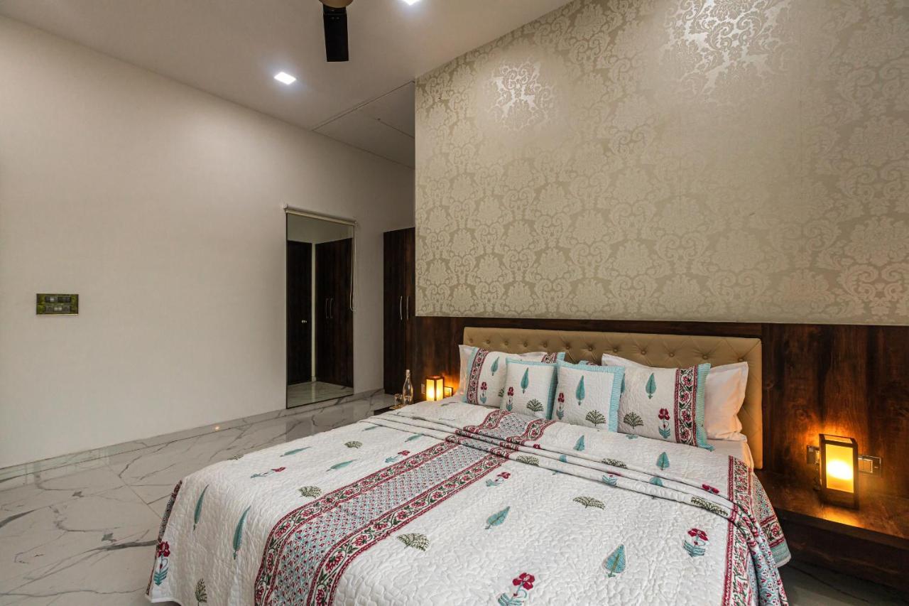 Saffronstays Odyssey, Karjat - 10 Acres Pet-Friendly Estate With Swimming Pool Chinchavli Exterior foto