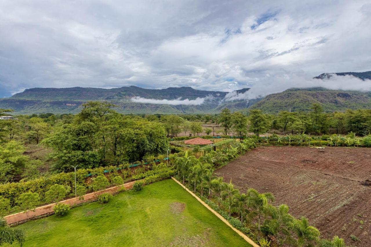 Saffronstays Odyssey, Karjat - 10 Acres Pet-Friendly Estate With Swimming Pool Chinchavli Exterior foto